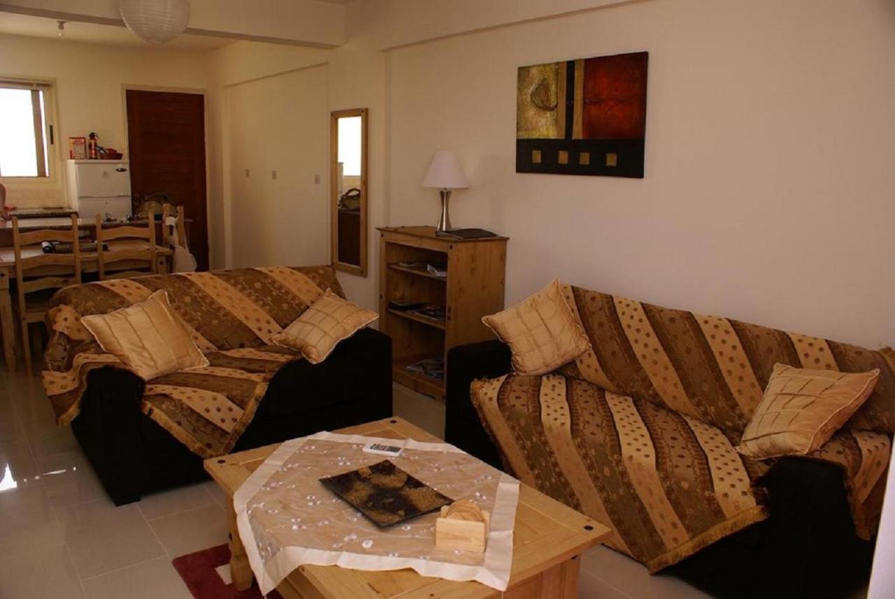 Pleasantly Furnished Apartment B201 With Large Terrace, Wi-Fi & Android Tv Peyia Exterior foto